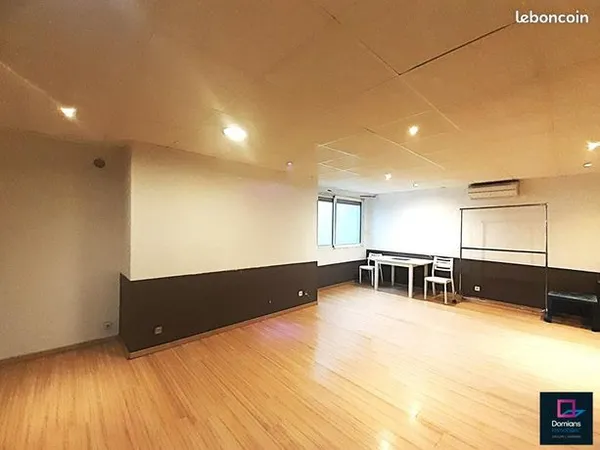Appartement 1 pièce 54 m² 