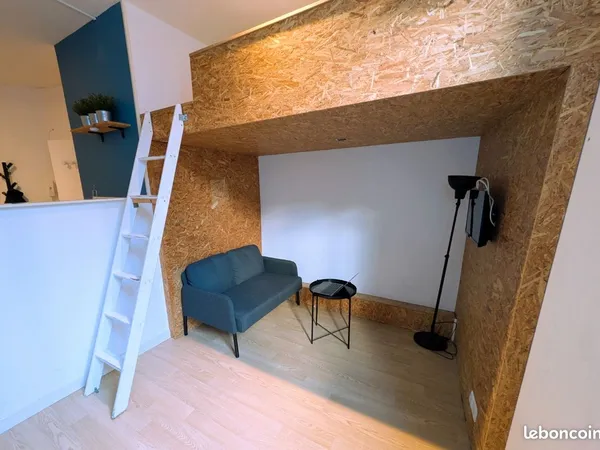 Studio meublé 