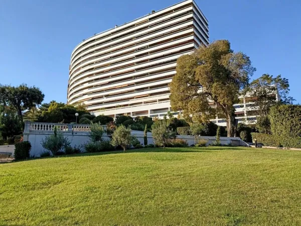 Les jardins de thalassa. Duplex d'exception en dernier étage 