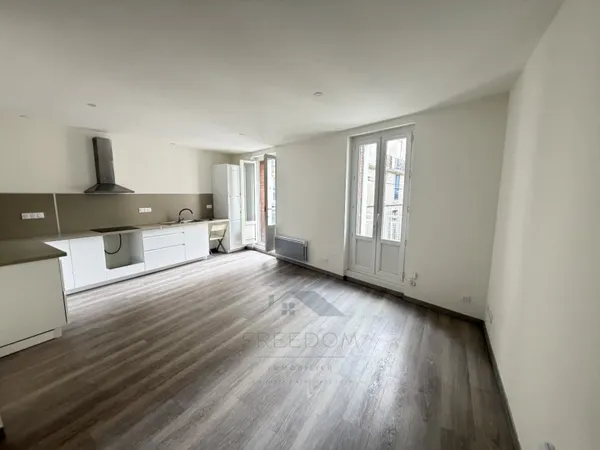 Appartement rénové 3 pièces 54 m² 