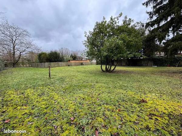 Terrain 862 m² GOUVIEUX 