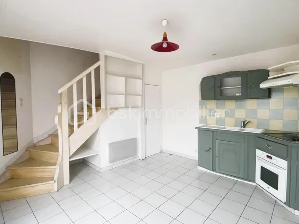 NANTES - Quartier St Jacques - Maison/Appartement d'env. 53m² (59m² au sol) 
