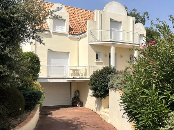 Maison 5 pièces 162 m² 