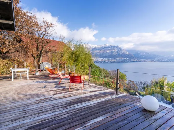 Villa individuelle meublée 41 boulevard de la Corniche à ANNECY 