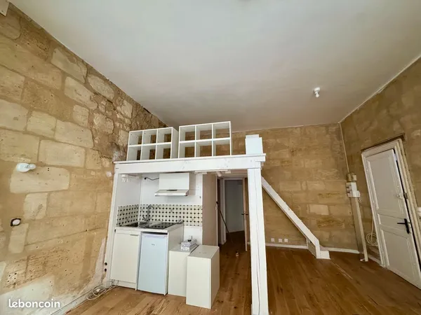 Charmant studio atypique sur Bordeaux 