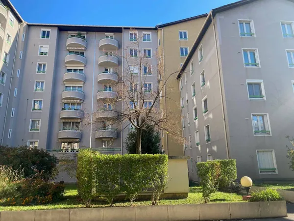 Appartement 3 pièces 77 m² 