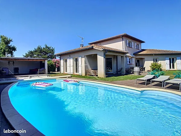 Maison 6 pièces 180 m² 
