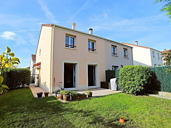 Maison 6 pièces 83 m² 