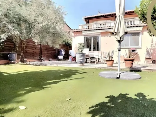 Maison de luxe 4 pièces 97 m² 