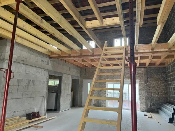Grange 3 pièces 190 m² 