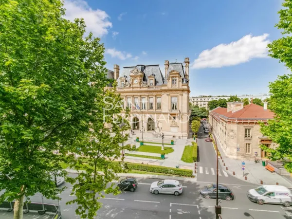 Neuilly Mairie - 2/3 chambres 