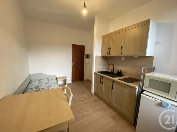 Appartement 1 pièce 14 m² 