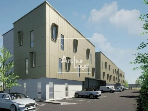 Local d'activité 2324 m² 