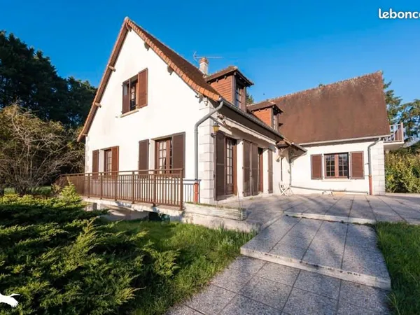 Pavillon 7 pièces 285 m² 