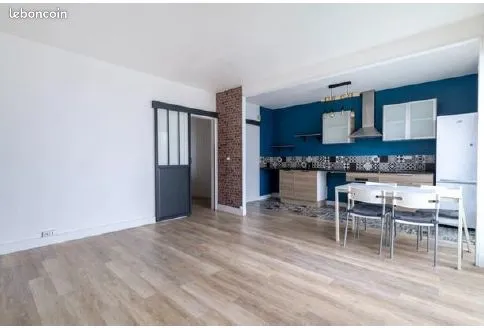 Location F3 Mantes La Ville : 4ème étage SANS ascenseur 