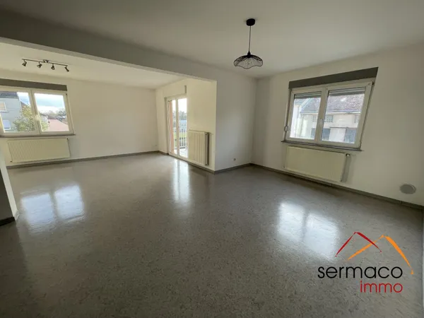 Appartement de type F3 au rez-de-chaussée 