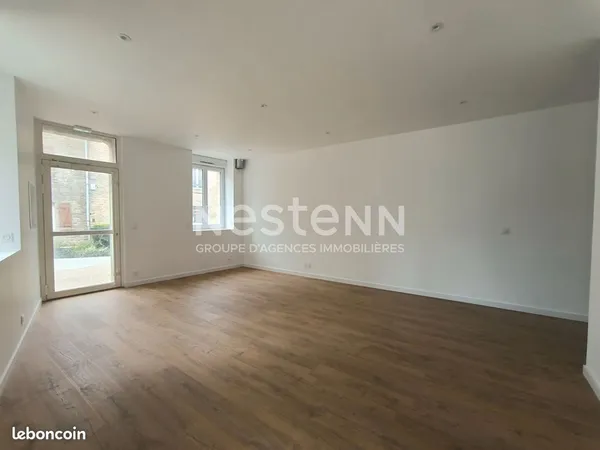 Local commercial 52 m² ELVEN 