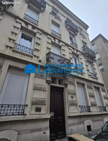 Appartement 3 pièces 84 m² 