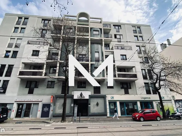 Garage/box 13 m² Grenoble 