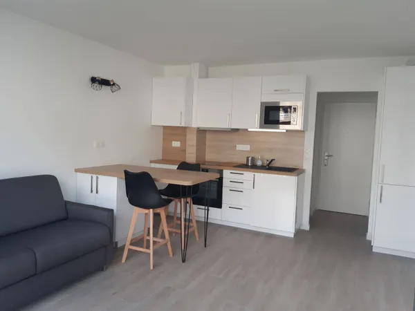Studio 1 pièce 23 m² 
