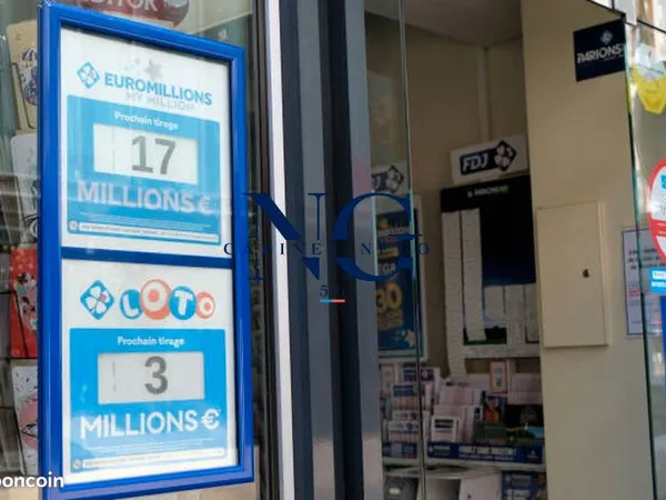 Fonds de commerce, jeux, presse, souvenirs, tabac 60 m² VANNES 