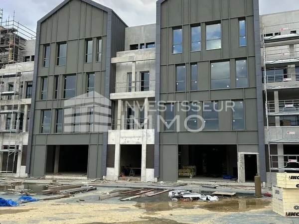 Local commercial 350 m² 