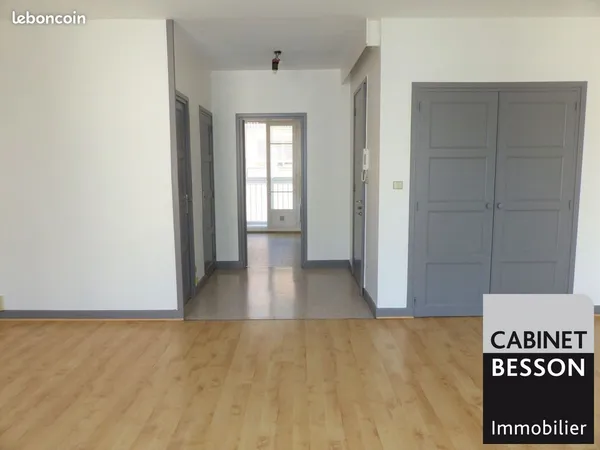 Appartement 2 pièces 60 m² 