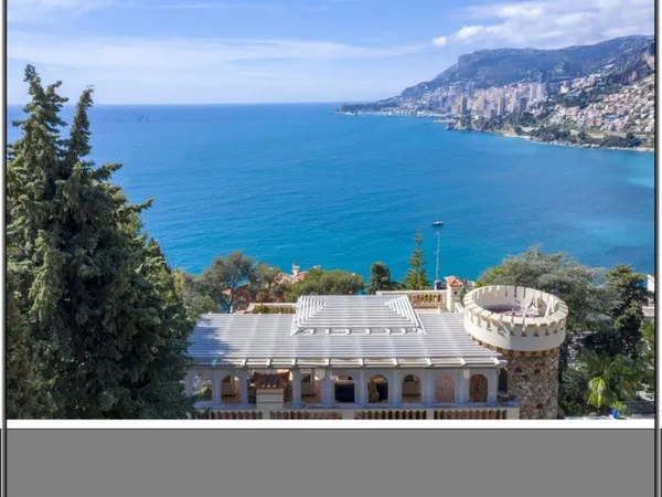 Villa 8 pièces 450 m² 