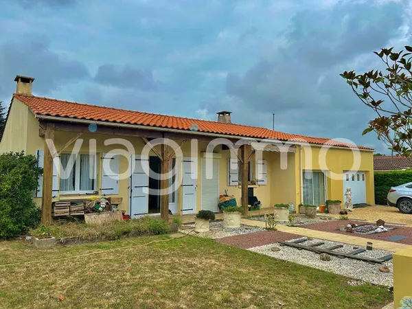 Maison 6 pièces 122 m² 