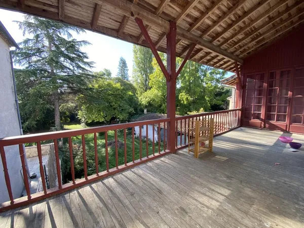 À vendre - Belle maison familiale au coeur de Buzet-sur-Baïse 185m2 4 Chambres 
