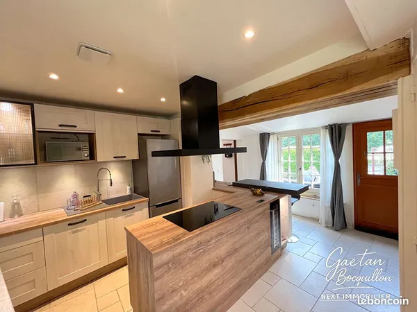 Maison 8 pièces 165 m² 
