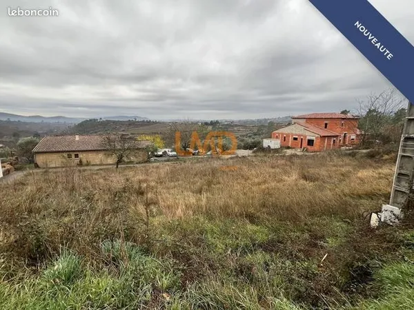 Terrain 997 m² 