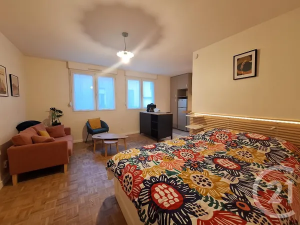 Studio 1 pièce 34 m² 
