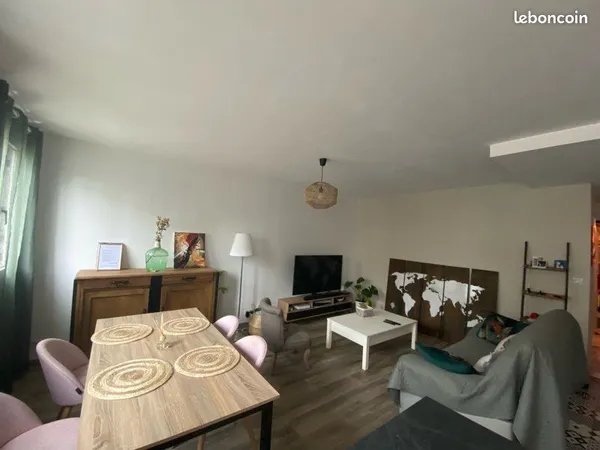 Appartement T3 avec parking sécurisé 