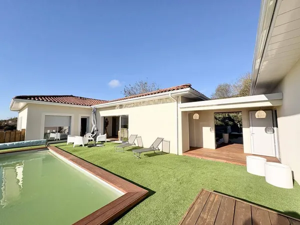 Maison 5 pièces 175 m² 