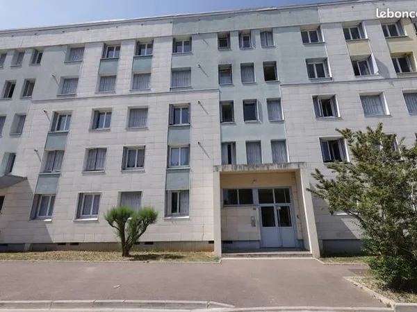 Appartement 4 pièces 64 m² 