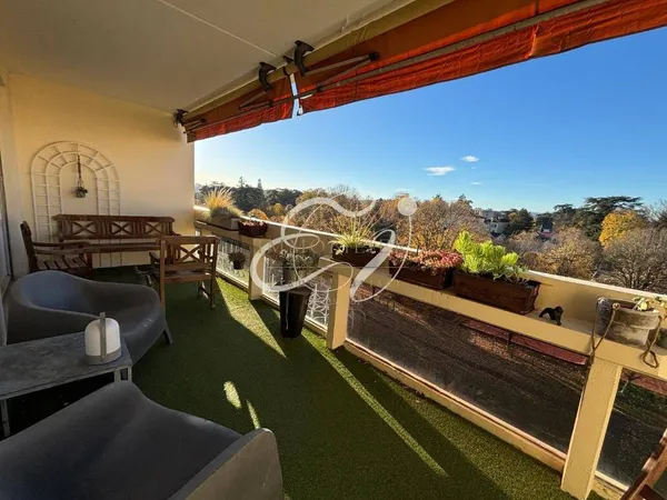 Appartement 5 pièces 121 m² 