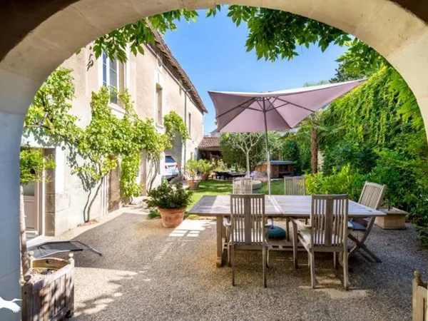 Maison de ville de 10 pièces principales 