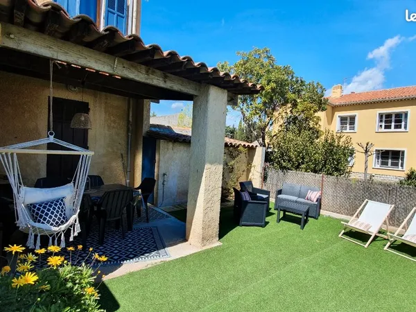 Joli appartement t1bis proche mer parking/jardin 