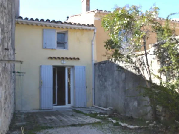 Centre village Venelles 