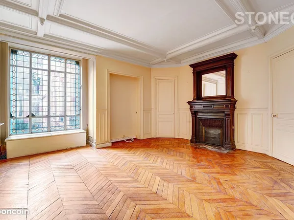 Bureau 160 m² 