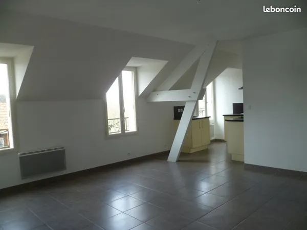 A louer - Appartement T2 - La Ferté Saint Aubin 