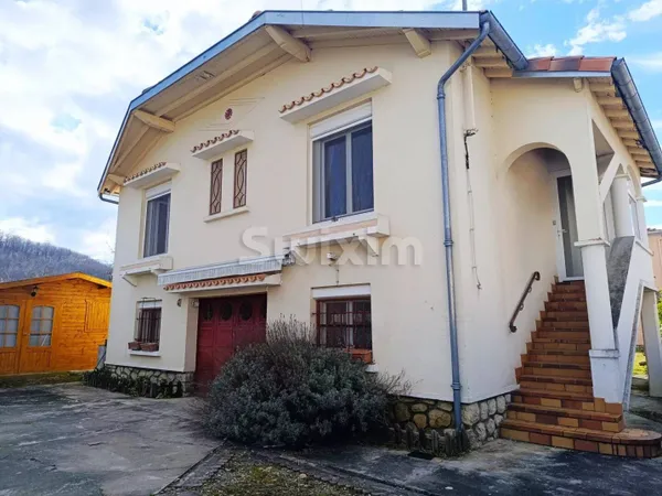 Maison 9 pièces 92 m² 