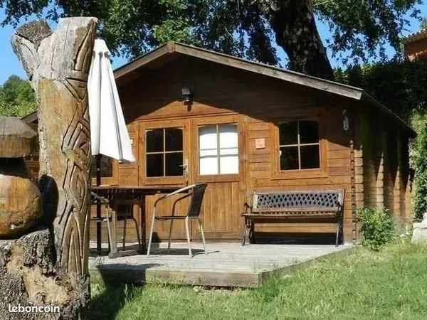 A LOUER CHALET de JANVIER a AVRIL 2026 