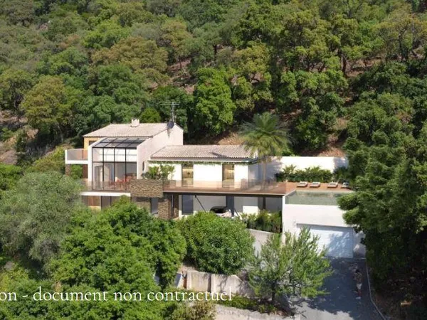 Maison 6 pièces 220 m² 