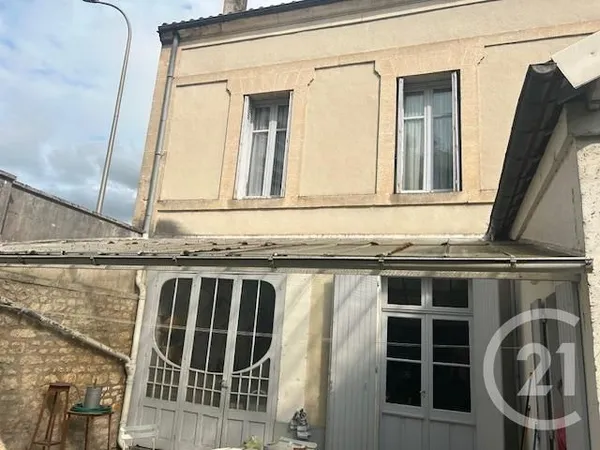 Maison 6 pièces 104 m² 