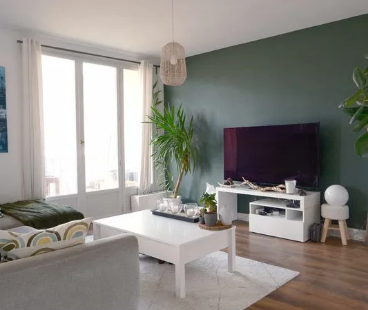Bel appartement avec vue sûr le pont de claix 