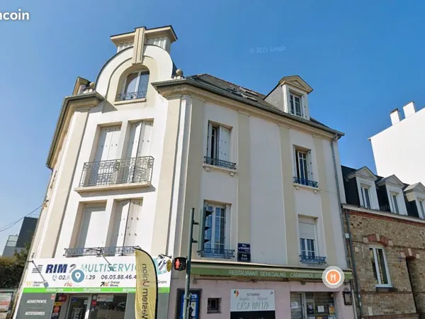 Studio 1 pièce 14 m² 