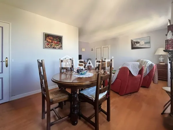 Appartement F4 - Ascenseur - Bord de Seine 