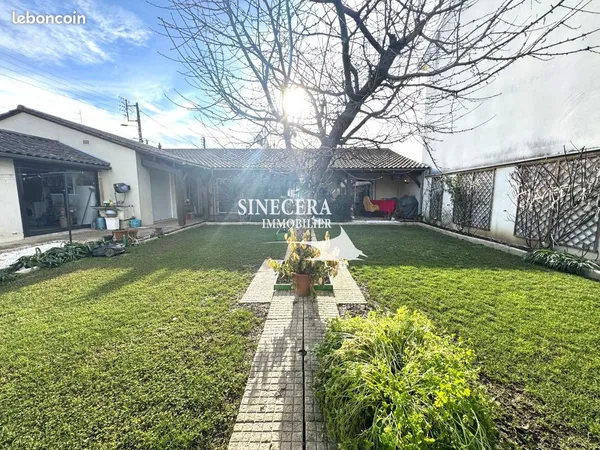 Maison 5 pièces 151 m² 
